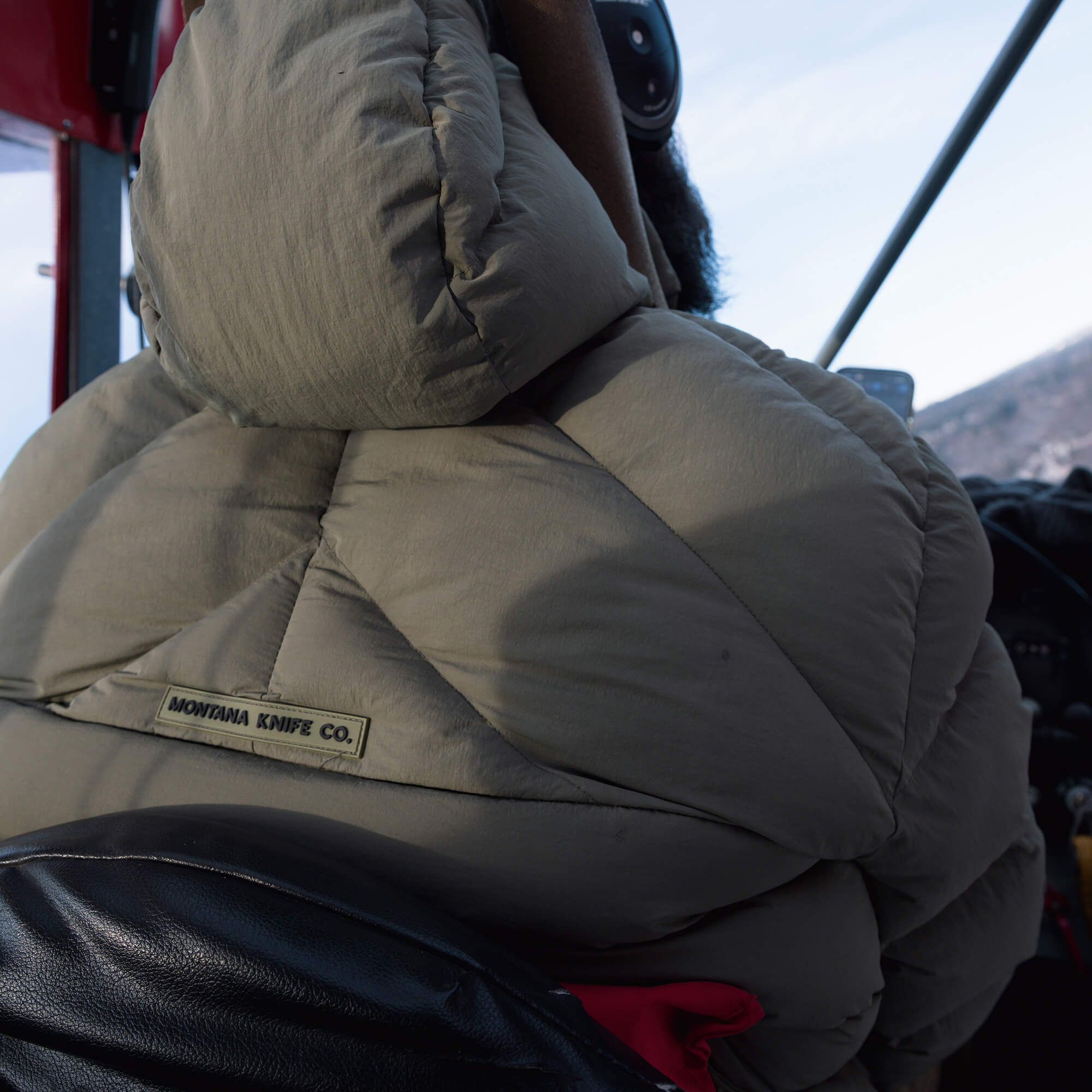 GRINNELL PUFFY ZIP JACKET - OLIVE - Image 4