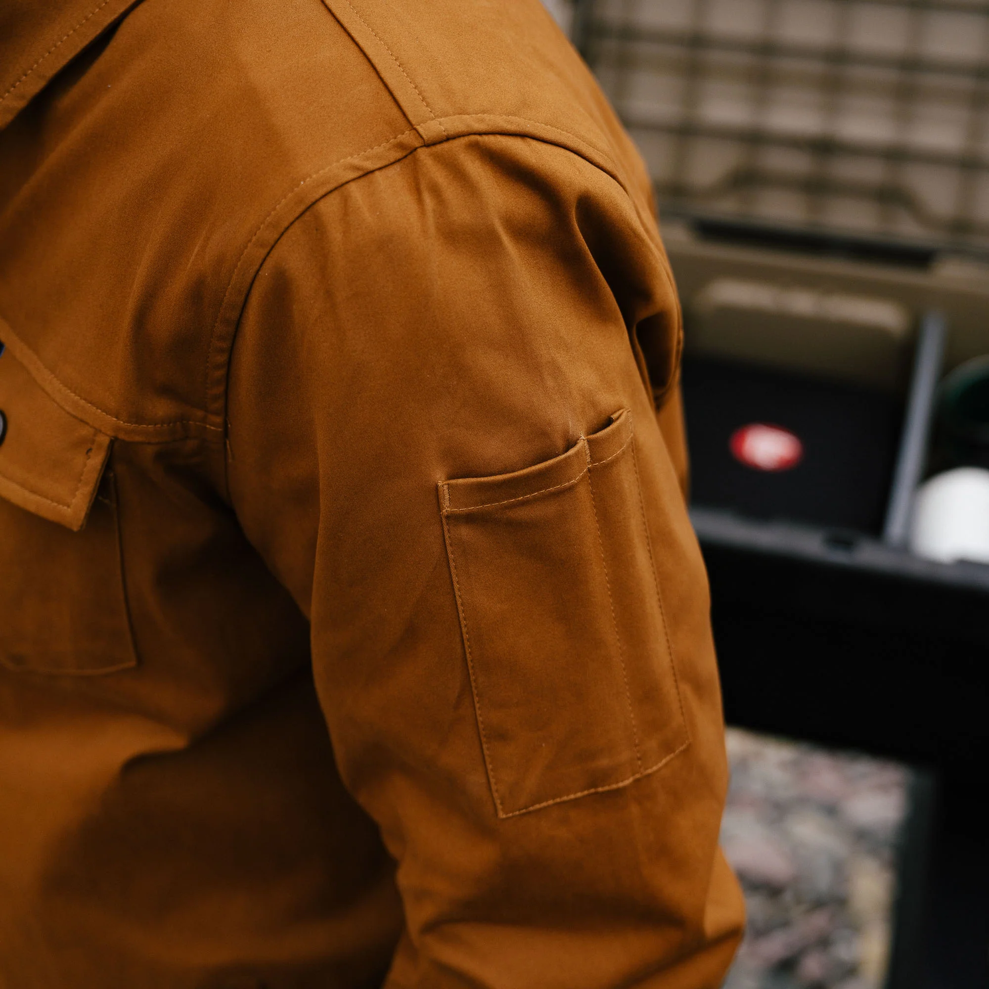 HAMILTON SHACKET - COYOTE - Image 20