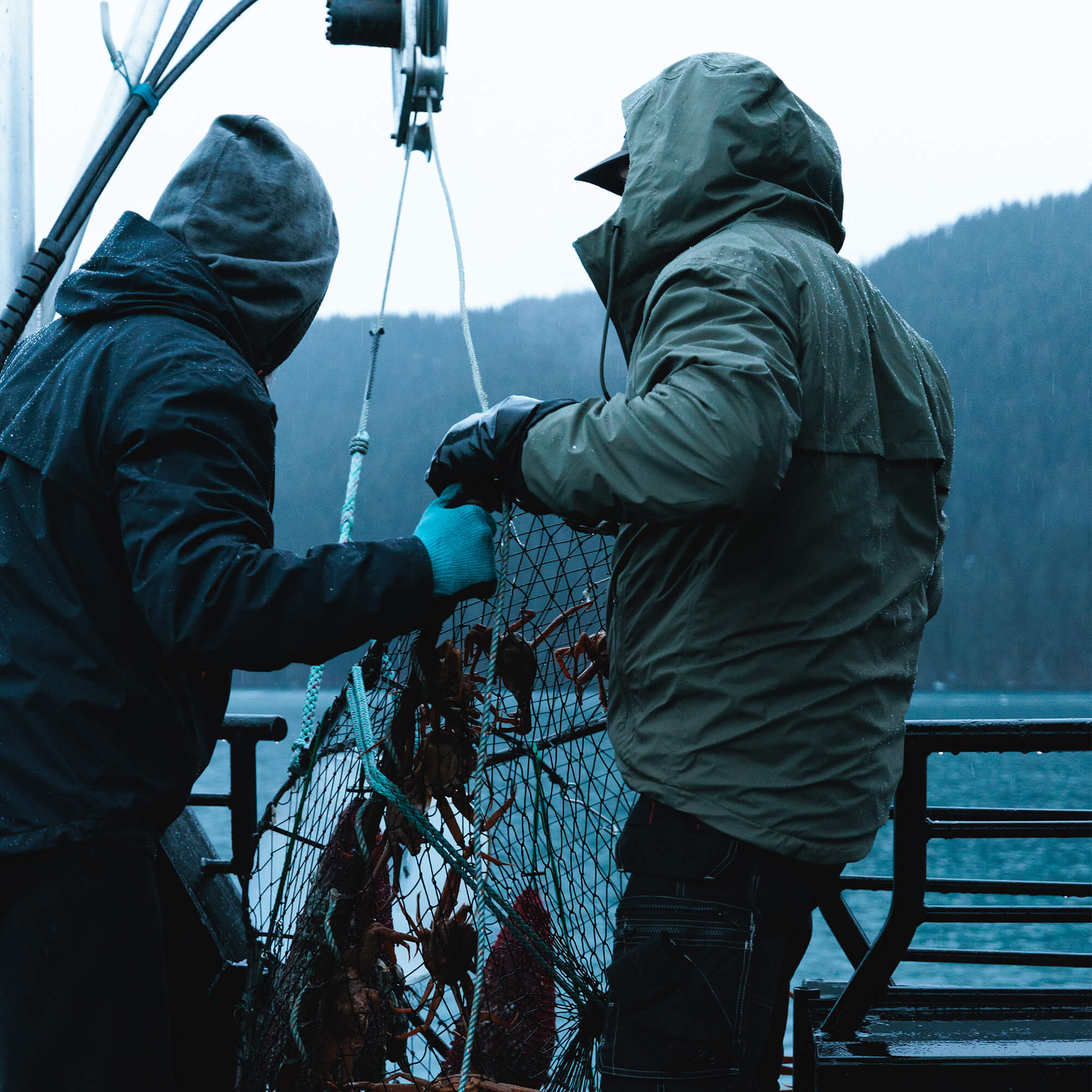MT. REYNOLDS RAIN JACKET - OLIVE - Image 5