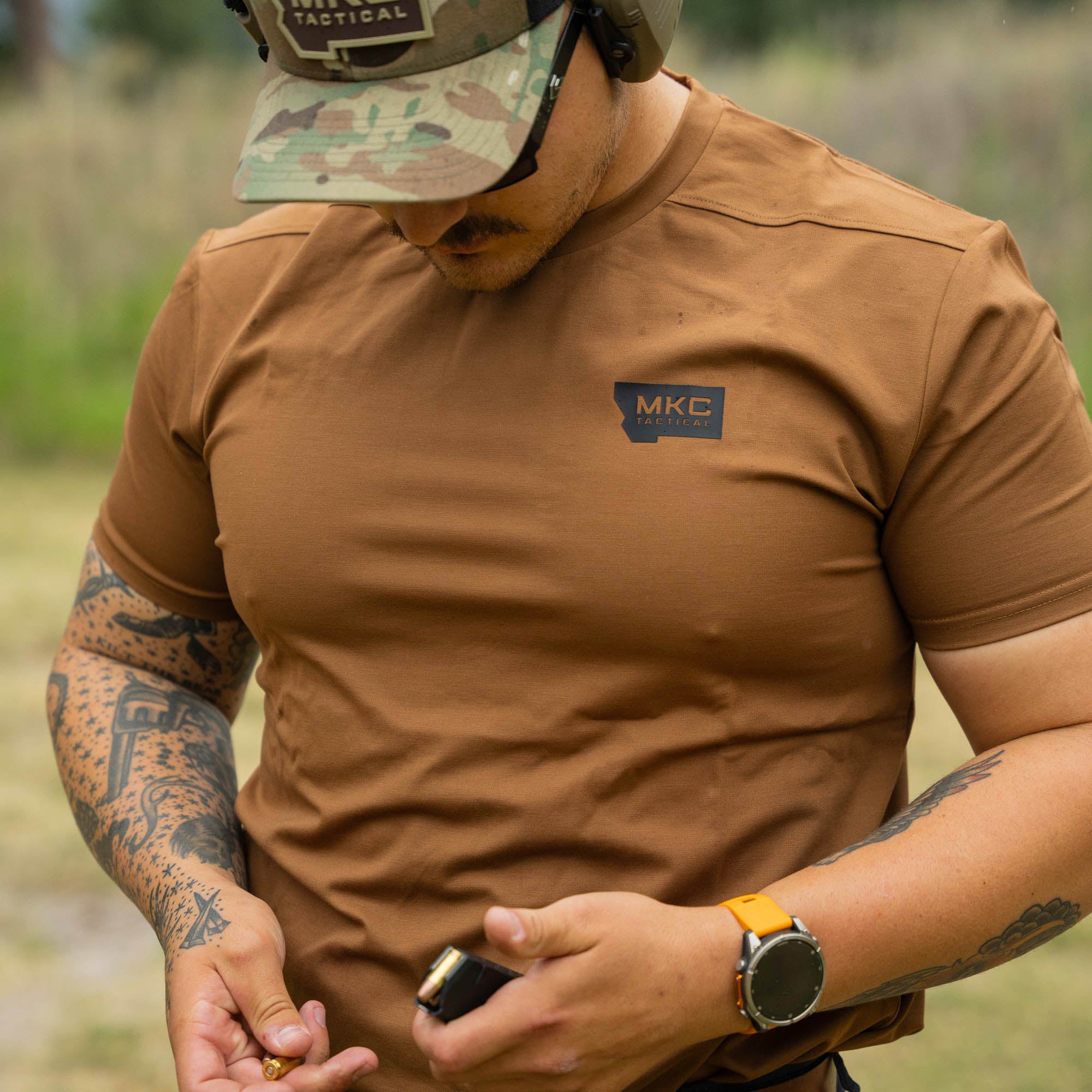 RANGE DAY PERFORMANCE SHORT SLEEVE - COYOTE - Image 10