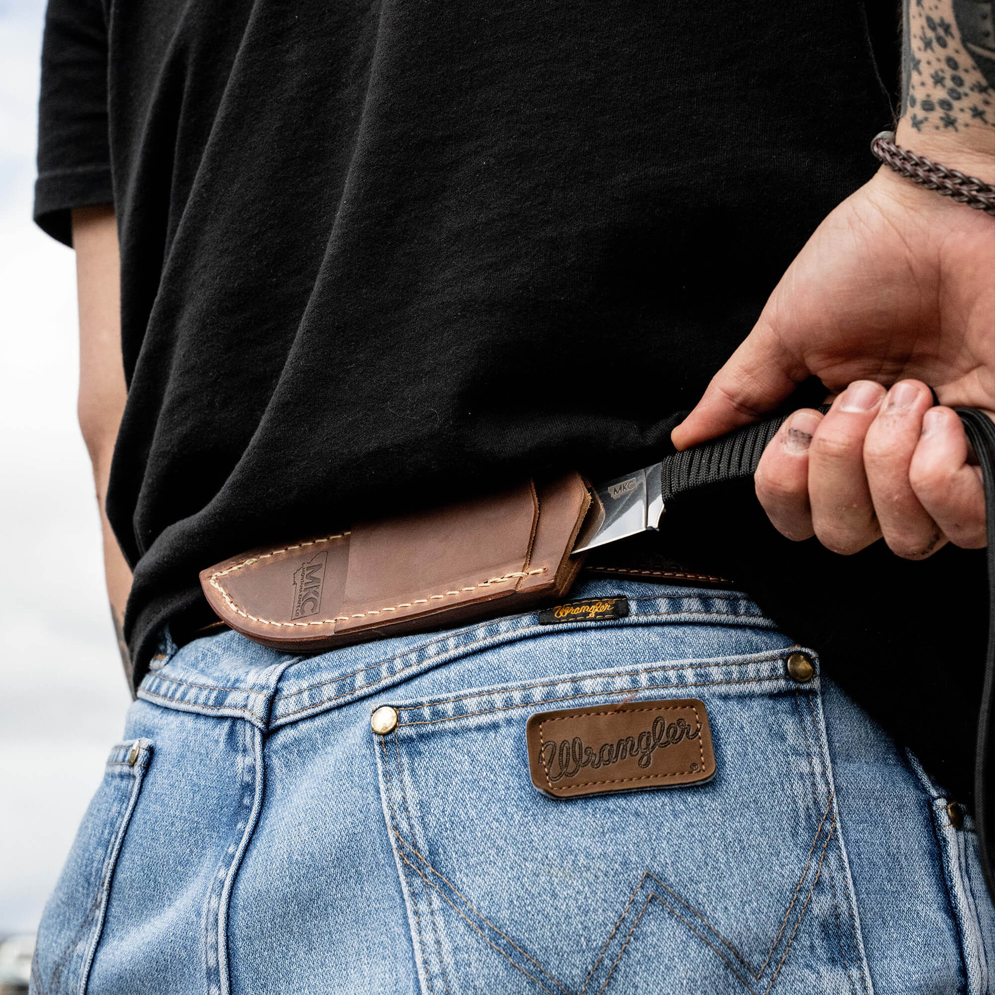 STONED GOAT 2.0 LEATHER SHEATH - HORIZONTAL BELT CARRY - Image 4