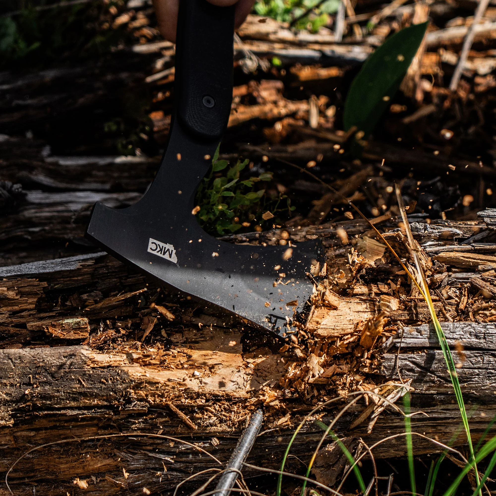 HELLGATE HATCHET - BLACK - Image 20