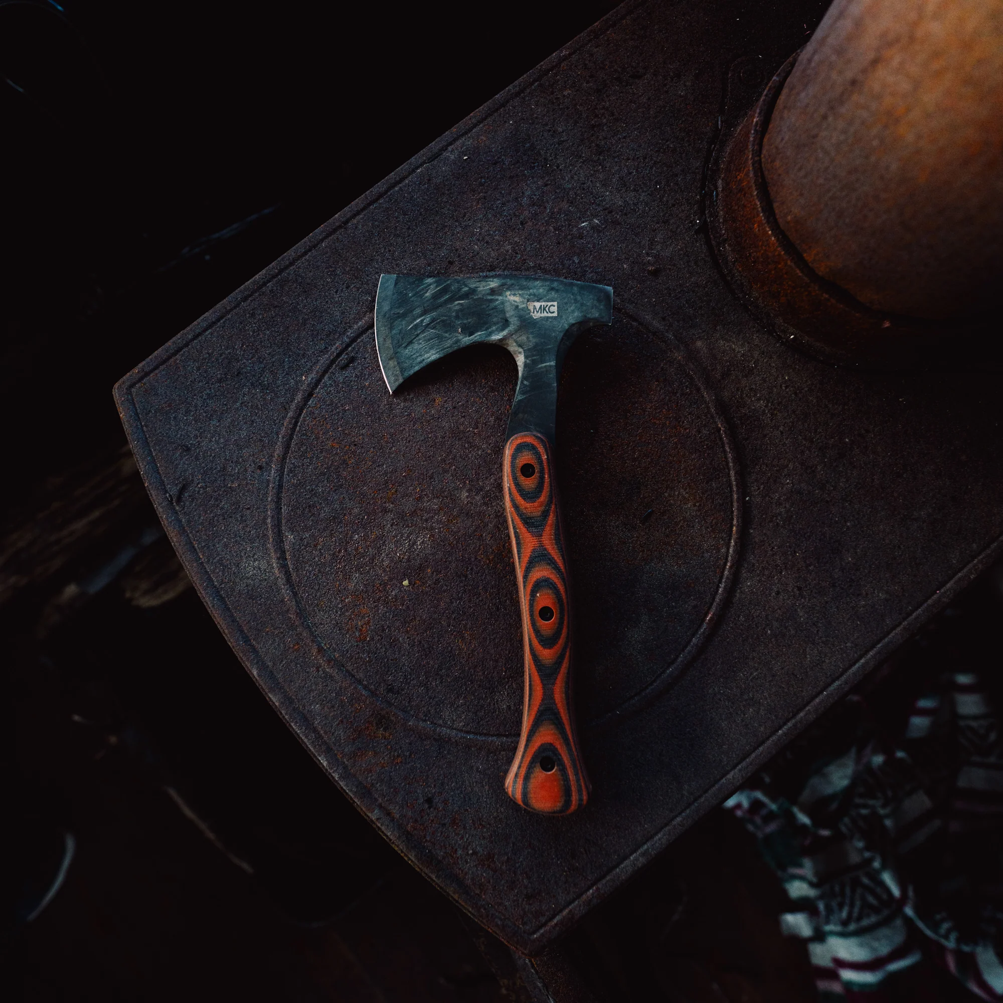 HELLGATE HATCHET - ORANGE & BLACK - Image 37
