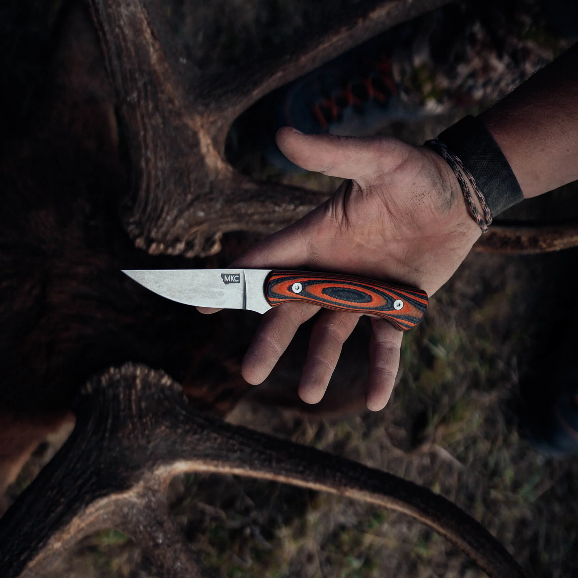 MAGNACUT BLACKFOOT 2.0 - ORANGE & BLACK - Image 11