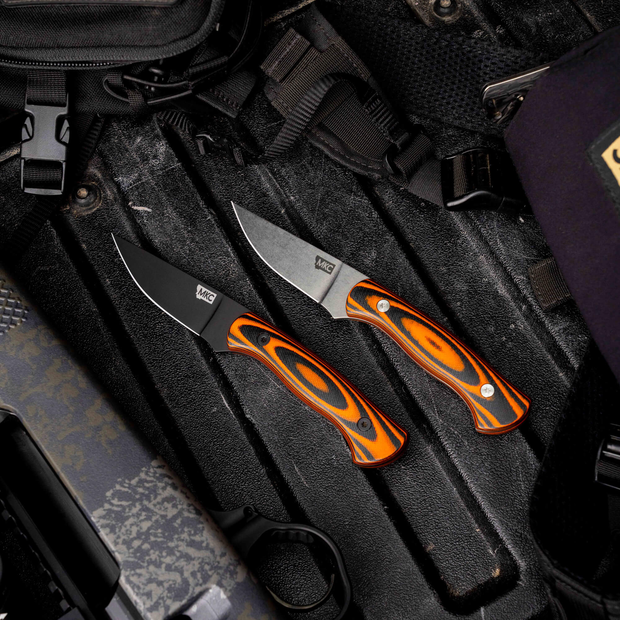 MAGNACUT BLACKFOOT 2.0 - ORANGE & BLACK - Image 41