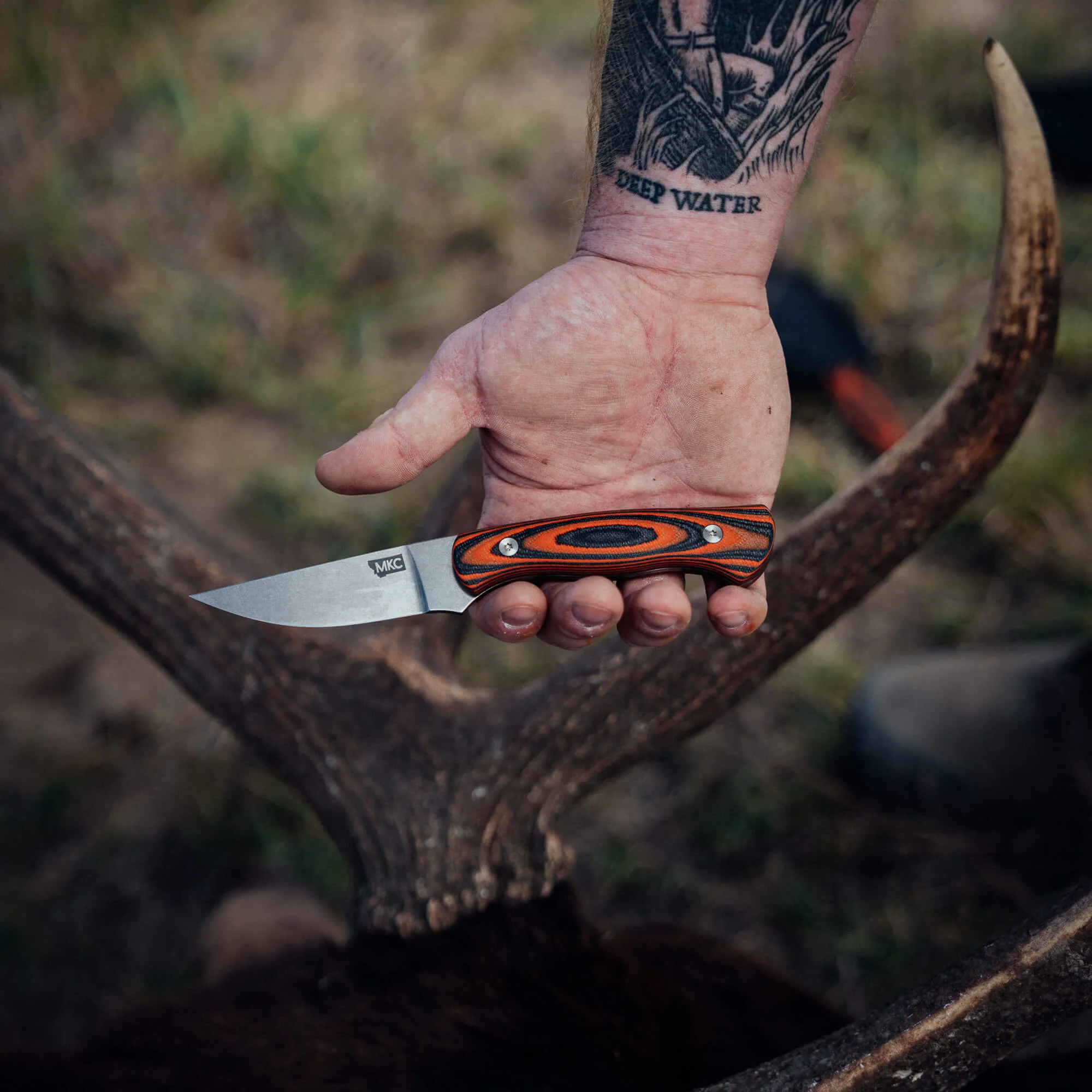 MAGNACUT BLACKFOOT 2.0 - ORANGE & BLACK - Image 6