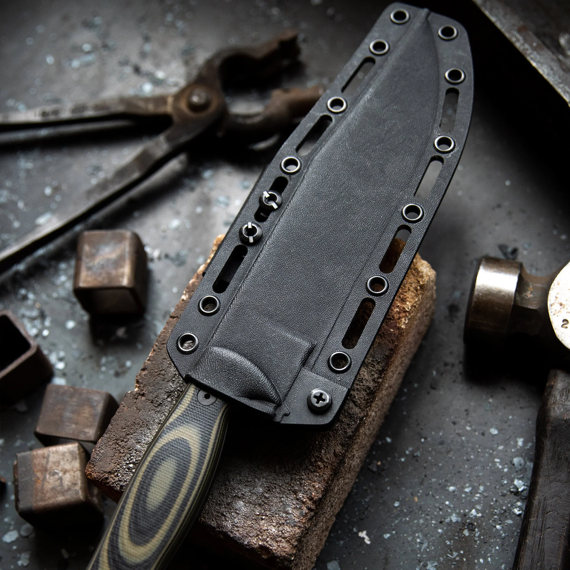 THE MARSHALL BUSHCRAFT KNIFE - GREEN & BLACK - Image 18