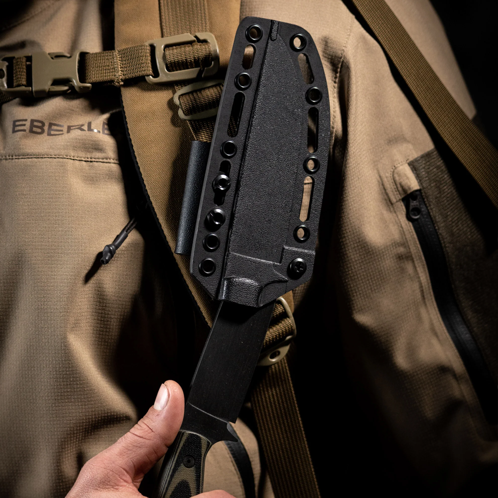 SUPER CUB - DROP POINT HUNTER - GREEN & BLACK - Image 4