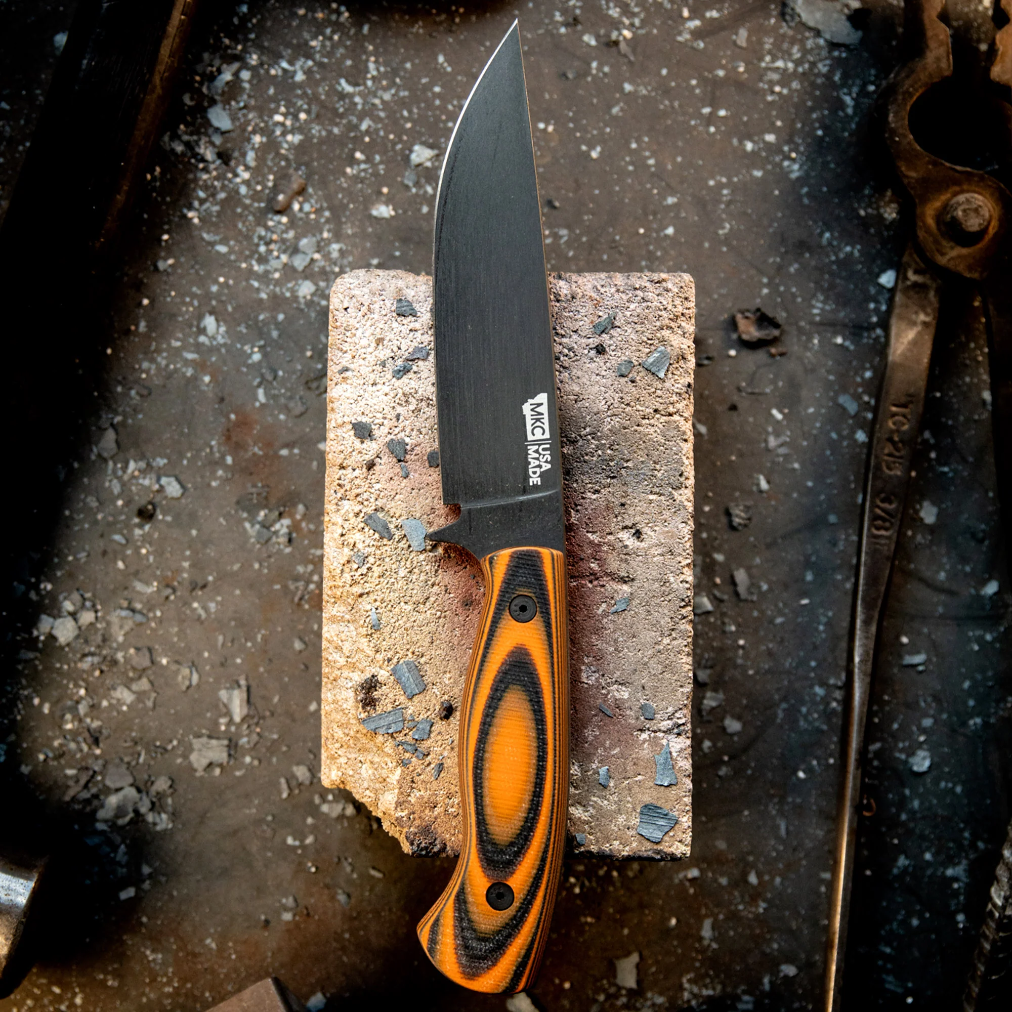 SUPER CUB - DROP POINT HUNTER - ORANGE & BLACK - Image 11